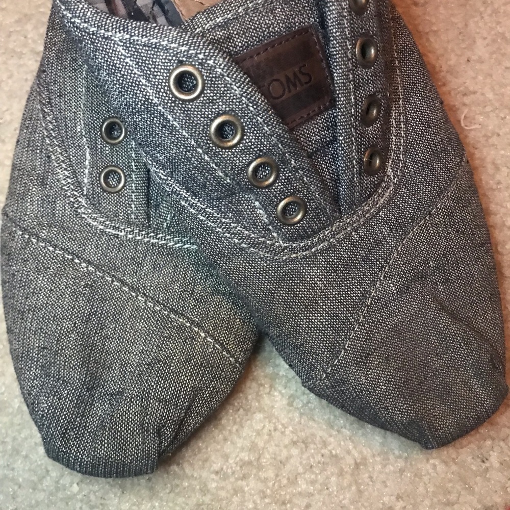 Women’s Bronze Toms
